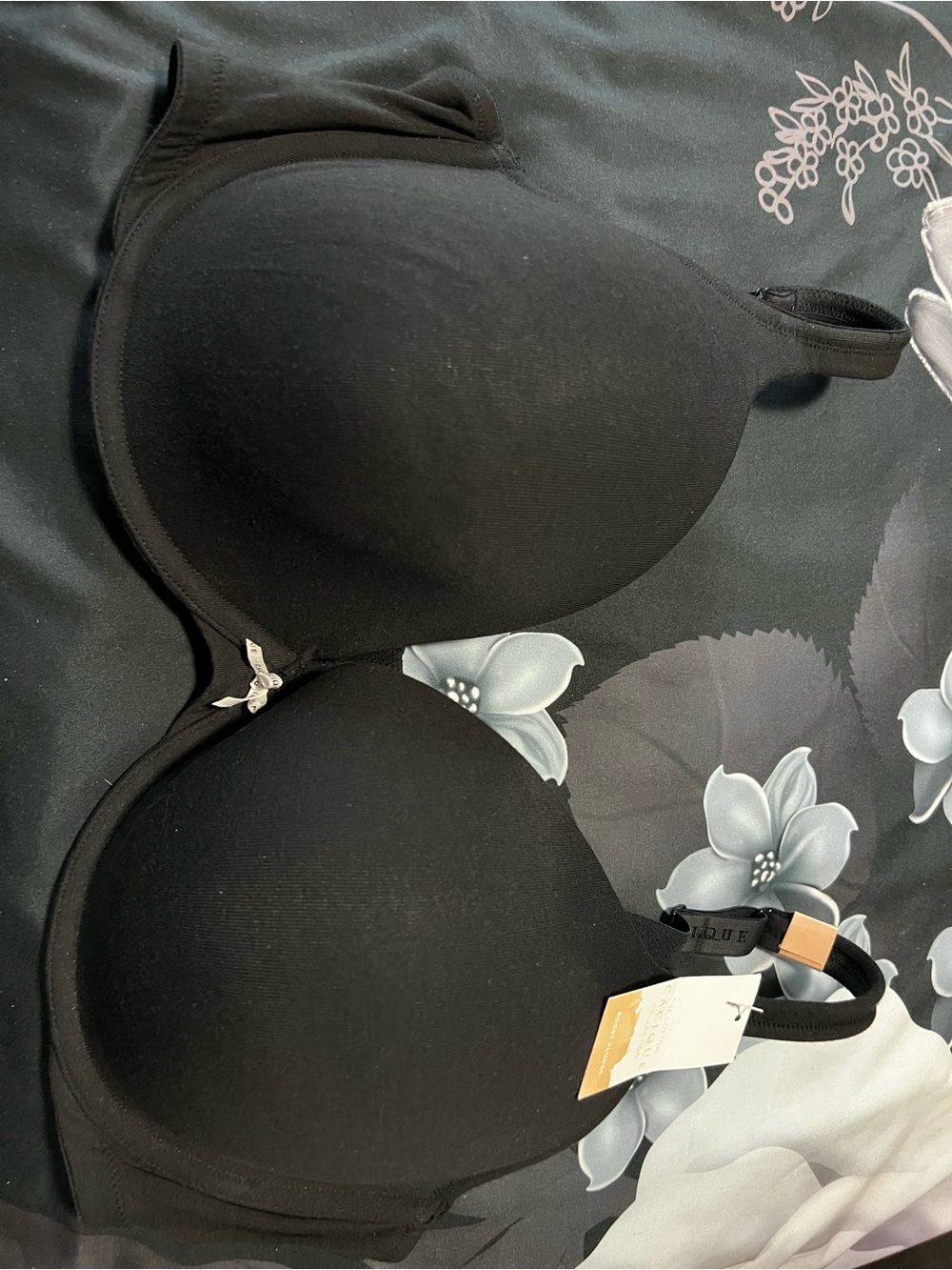 Cacique by Lane Bryant Black T-Shirt Boost Plunge Bra with Light Padding